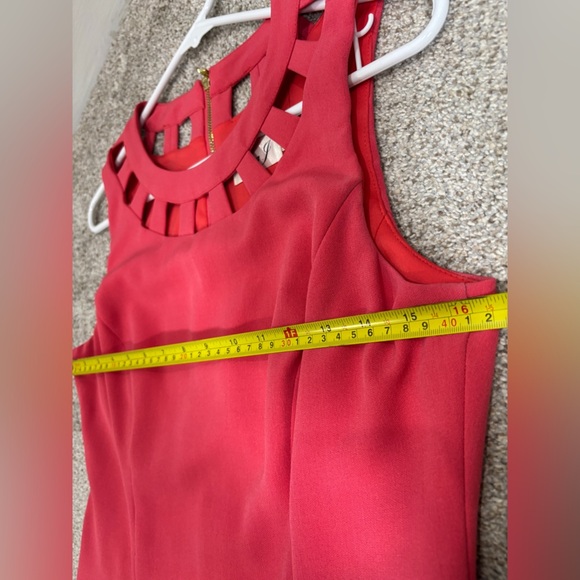 ELIZA J Pink Coral Dress CutOut Neckline Shift Sheath Gold Exposed Zipper 6 - Picture 4 of 10